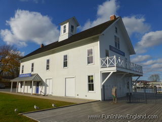 Essex Connecticut River Museum