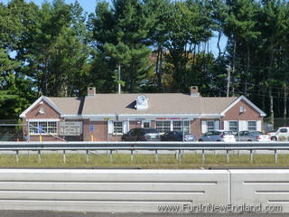 Orange Wilbur Cross Parkway Service Plaza Northbound