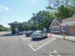 Orange Wilbur Cross Parkway Service Plaza Southbound