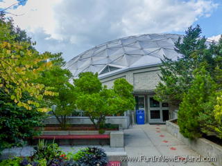 Rocky Hill Dinosaur State Park and Arboretum