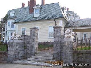 Holyoke Wistariahurst Museum