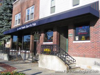 Lee Locker Room Sports Pub