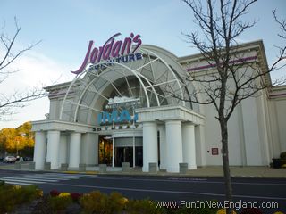 Natick Tempur-Pedic IMAX 3D Theater at Jordan's Furniture Natick