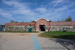 New Castle Fort Constitution