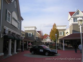 Clinton Clinton Crossing Premium Outlets