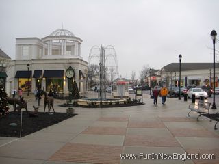 South Windsor The Promenade Shops at Evergreen Walk