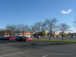 Hadley Hampshire Mall