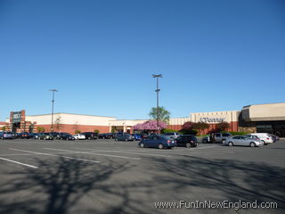 Hadley Hampshire Mall