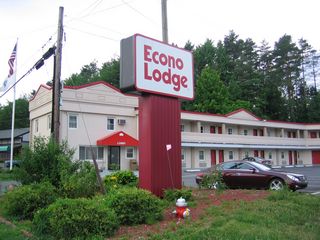 West Springfield Econo Lodge