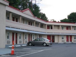 West Springfield Econo Lodge