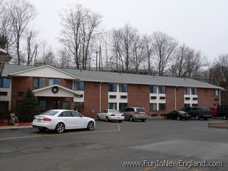 West Springfield Super 8 Motel