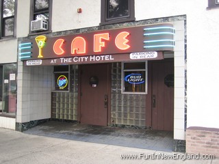 Westfield Cafe At The City Hotel